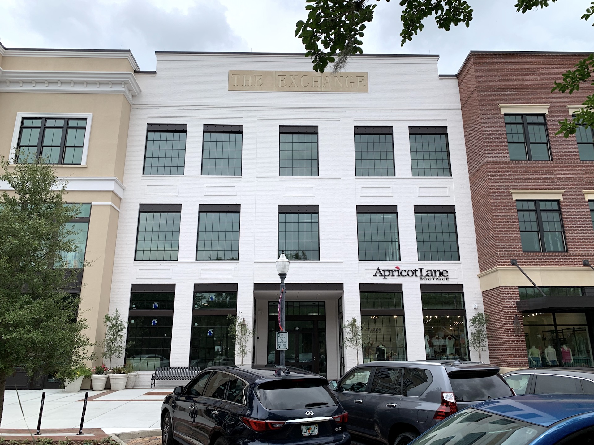 Apricot Lane Boutique is First to Open at Plant Street Exchange